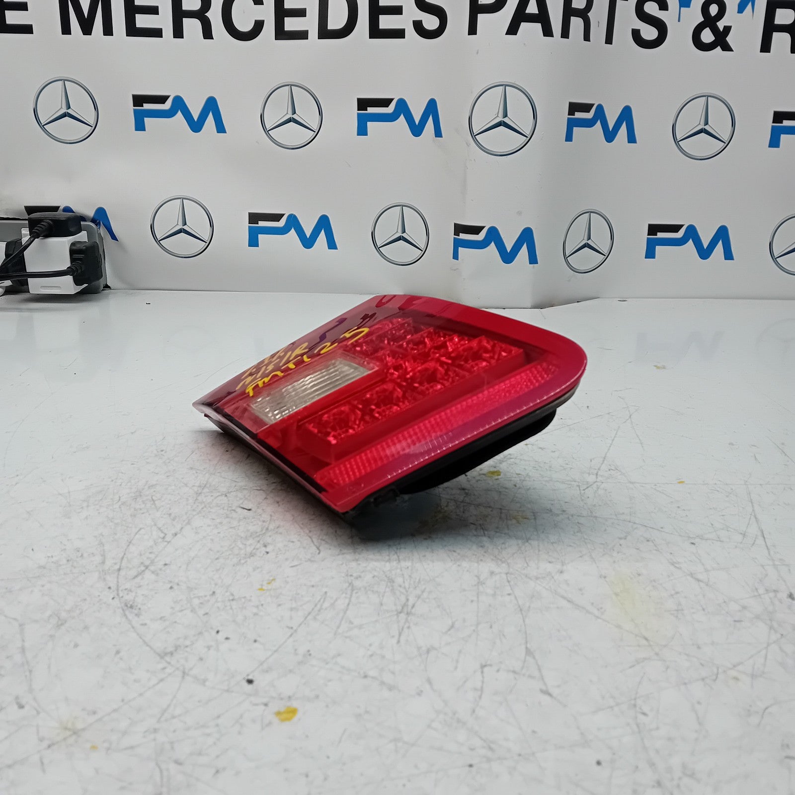 MERCEDES E-CLASS W212 DRIVER SIDE OS REAR TAIL LIGHT A2129060358 2012 FMT125