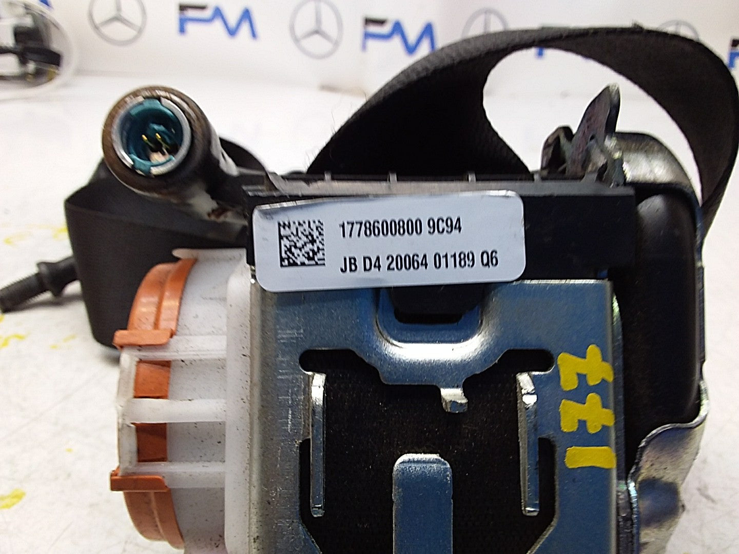 MERCEDES A CLASS  FRONT RIGHT SEAT BELT WITH PRETENSIONER A1778600800 FMS52 OSF