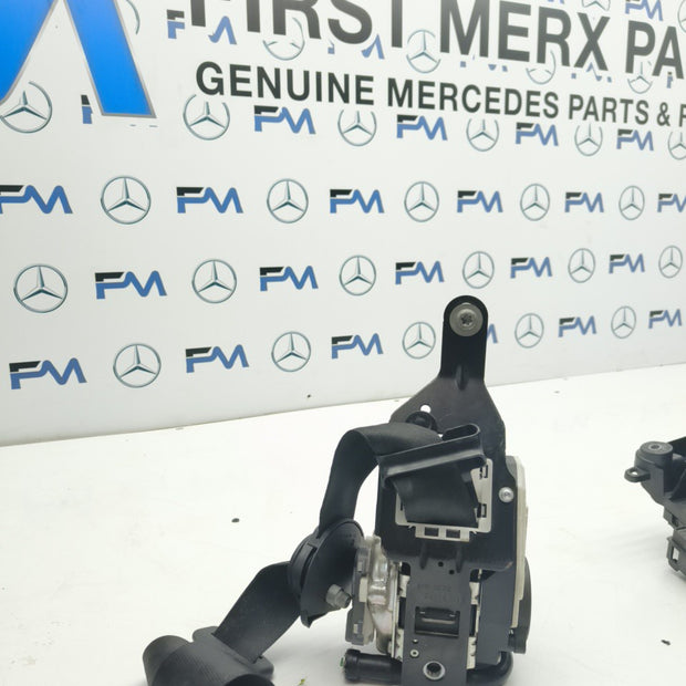 MERCEDES E CLASS W212  SEAT BELT FRONT LEFT PASSENGER SIDE A2128609185 FMS21 NSF