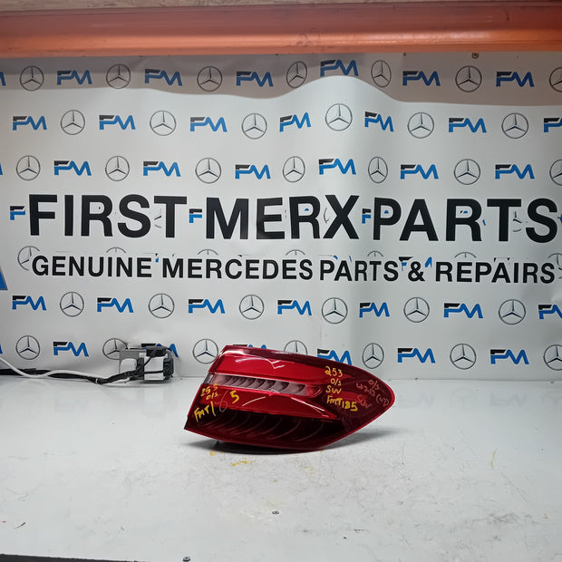 MERCEDES GLC W253 DRIVER SIDE OS REAR TAIL LIGHT FMT185 2016 A2539061000 