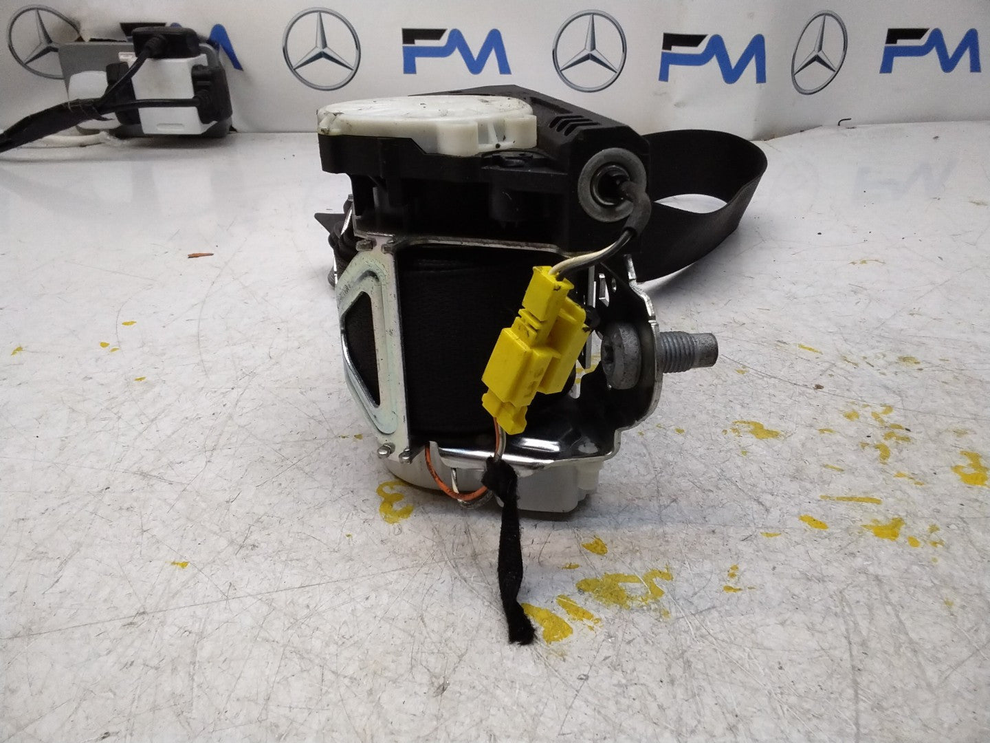 MERCEDES BENZ R CLASS W251 REAR RIGHT HAND SIDE SEAT BELT A2518608085 FMS393 OSR