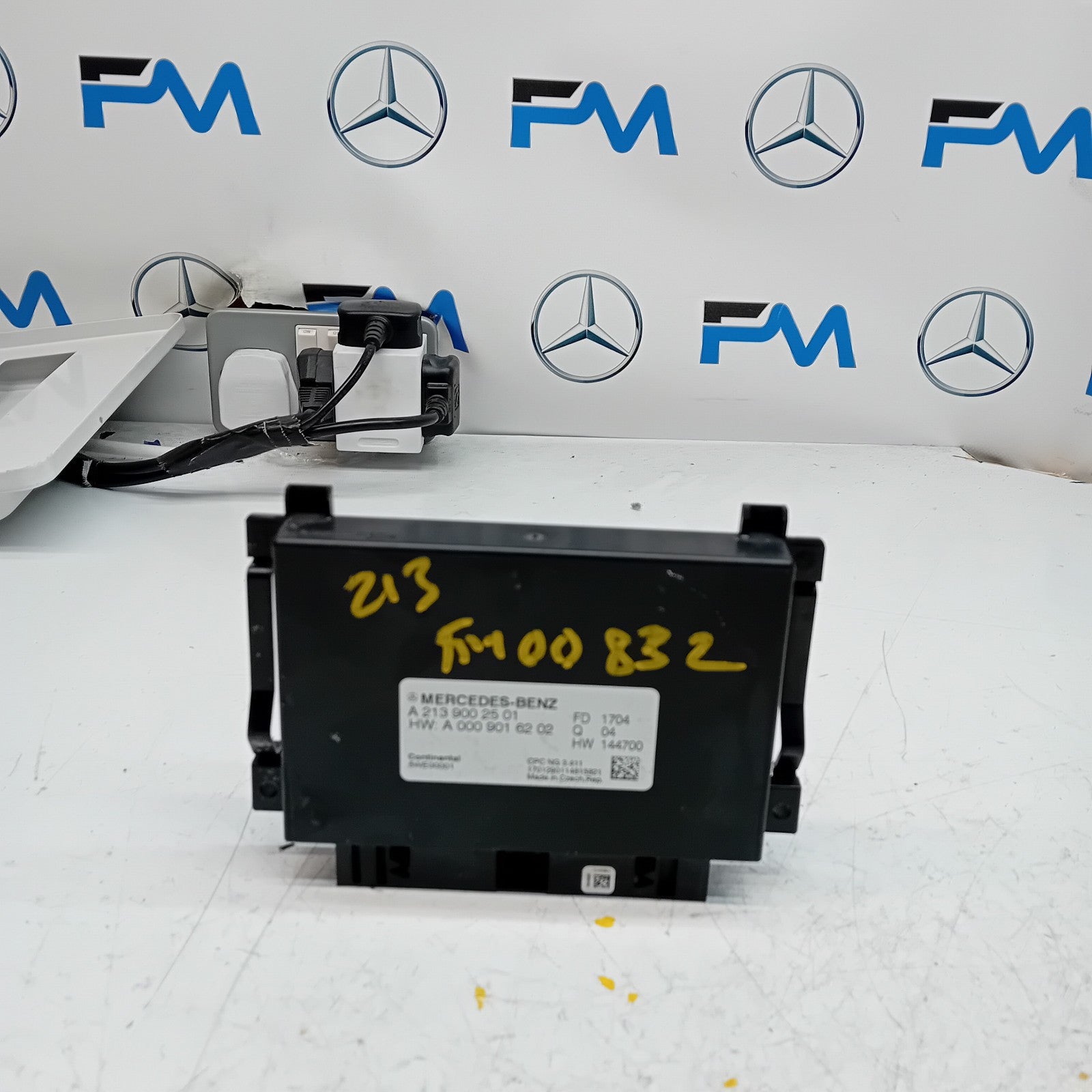 MERCEDES C-CLASS GEARBOX CONTROL UNIT W205 A2059007705 FM00832