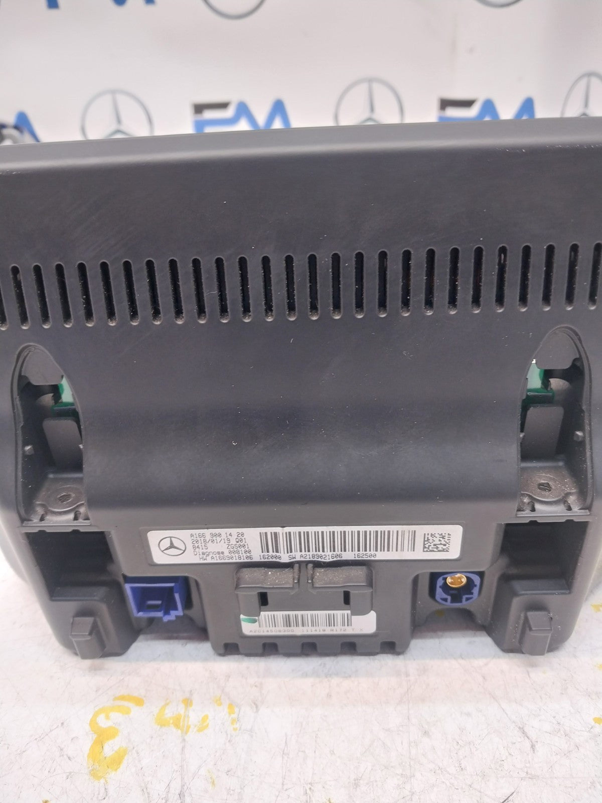 MERCEDES M-CLASS W166 DISPLAY SCREEN A1669001420 2018 FM00715