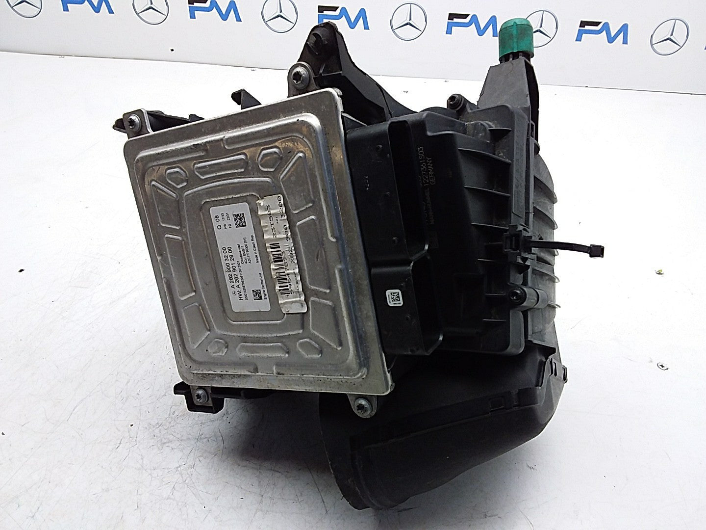 MERCEDES BENZ A-CLASS W177 2018 AIR FILTER CLEANER BOX 2.1 D A2820903800 FMA17