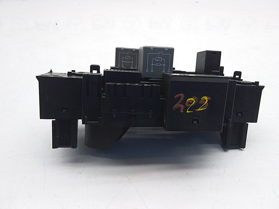 MERCEDES BENZ S-CLASS W222 FUSE BOX RELAY  A2229063202 FMF74