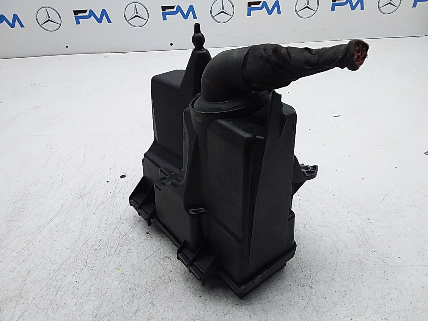 Mercedes C-CLASS  W205 Fuse Relay Junction Box A2059981301 FMF144