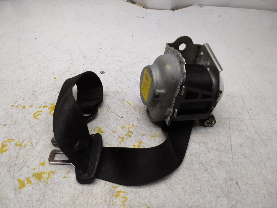 MERCEDES C CLASS W205 REAR PASSENGER SIDE SEAT BELT A2058600585 FMS392 NSR