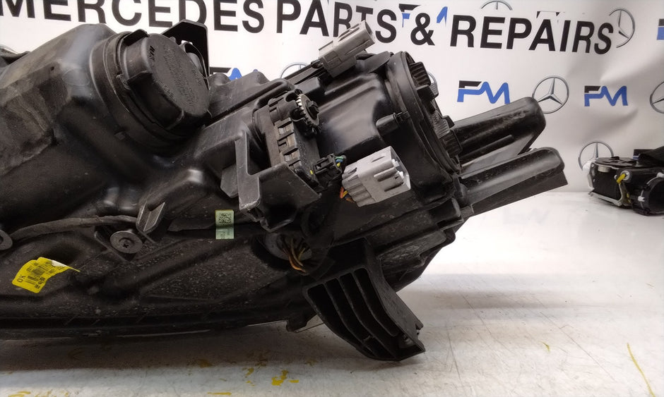 MITSUBISHI OUTLANDER MK3 2015 HEADLIGHT DRIVER OS RIGHT R0094I 14F2 FMH170