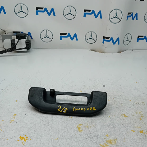 MERCEDES C CLASS W205 PASSENGER  INTERIOR GRAB REAR HANDLE A0998150000 FM001088