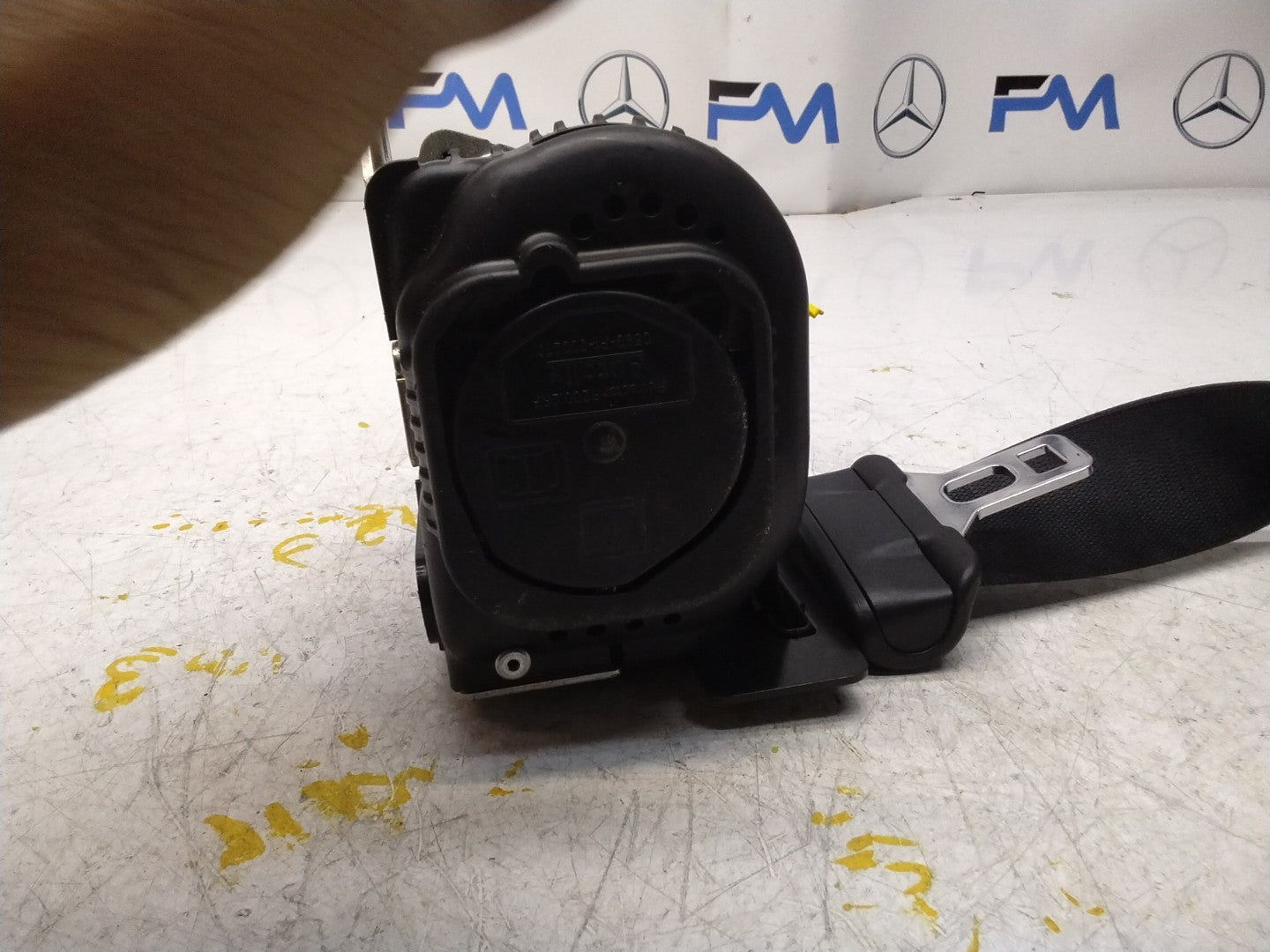 MERCEDES E-CLASS W213 LEFT PASSENGER SIDE REAR SEAT BELT A2138605301 FMS112 NSR