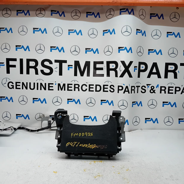 MITSUBISHI OUTLANDER MK3 KNEE AIR SRS BAG RIGHT DRIVER SIDE 7030A-31754 FM00985