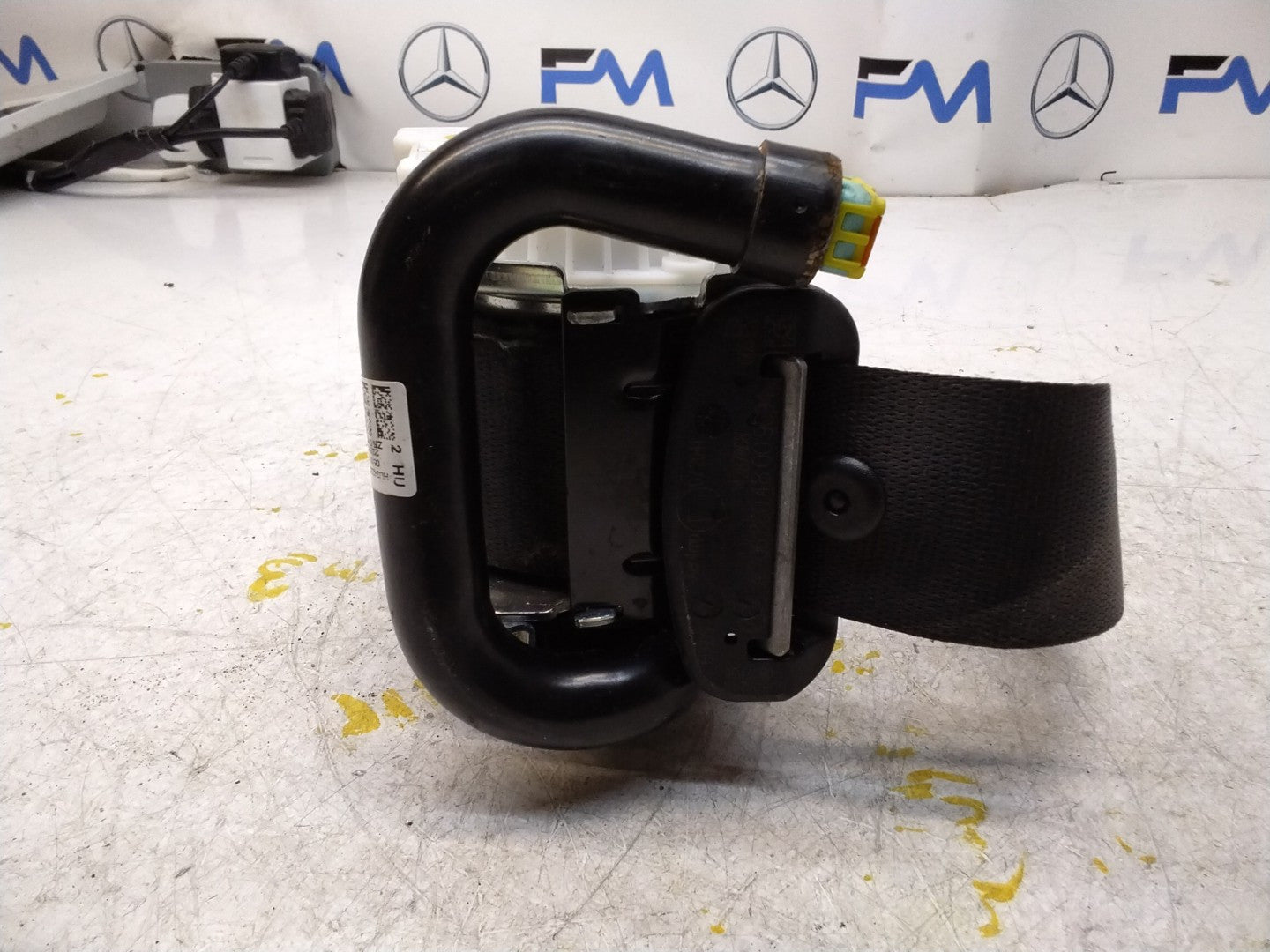 MERCEDES C CLASS W206 SALOON REAR SEAT BELT RIGHT A2068604800 FMS422 OSR