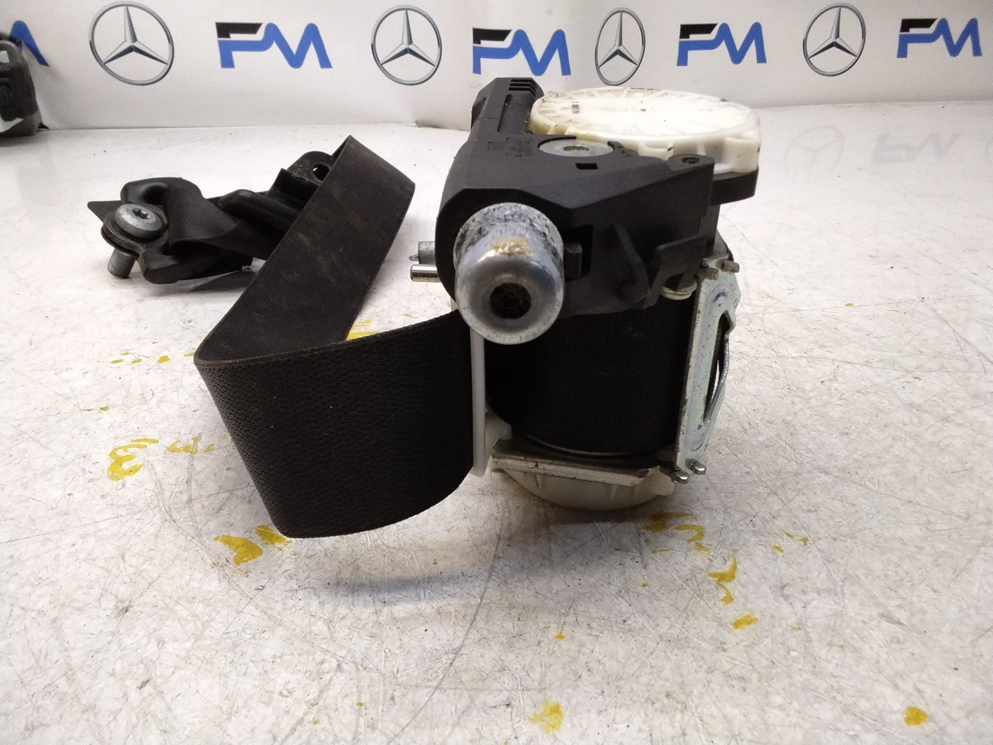 MERCEDES BENZ R CLASS W251 REAR RIGHT HAND SIDE SEAT BELT A2518608085 FMS393 OSR