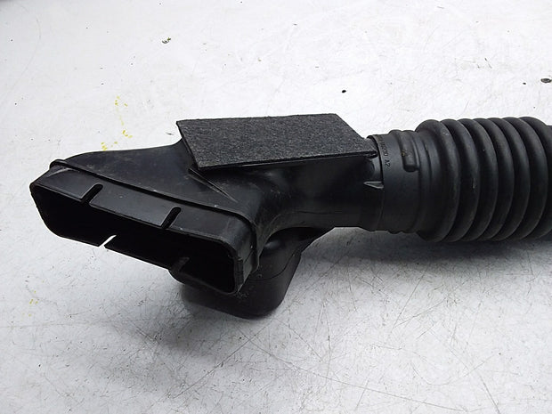 OUTLANDER AIR INTAKE TUBE 2.4 PETROL FMI37 1505A661