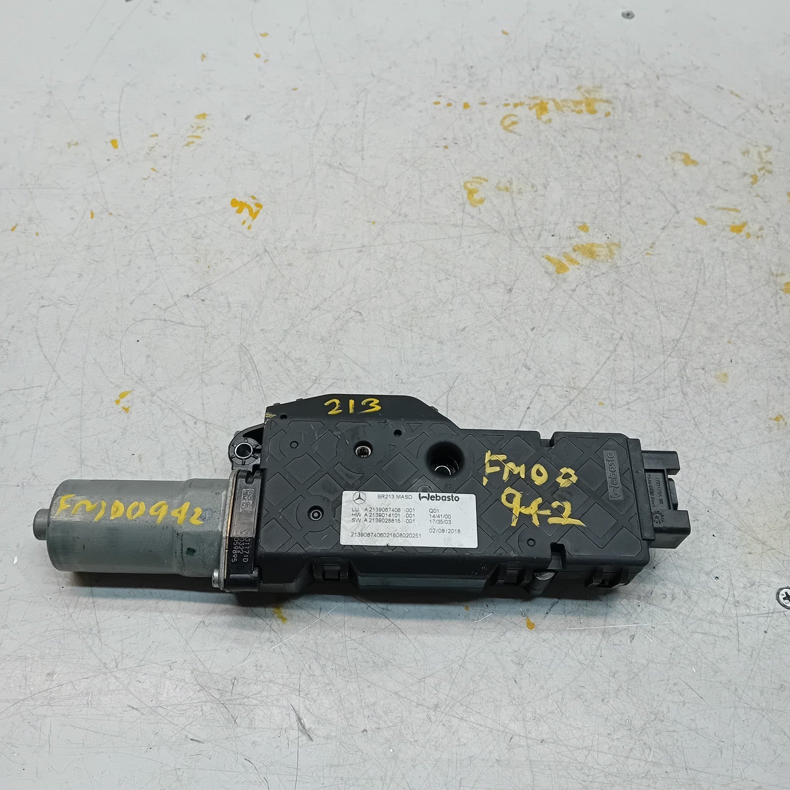 MERCEDES BENZ E-CLASS W213 2018 SUNROOF MOTOR  A2139067406 FM00942