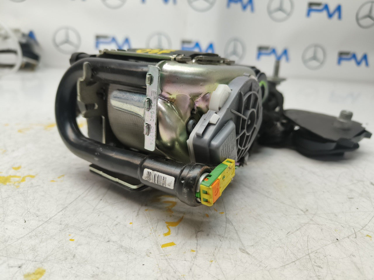 MERCEDES BENZ E-CLASS W212 DRIVER SIDE FRONT SEAT BELT A2128600886 OSF FMS42