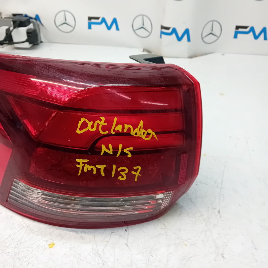 MITSUBISHI OUTLANDER MK3 2015-19 PASSENGER SIDE NS OUTER REAR TAIL LIGHT FMT137