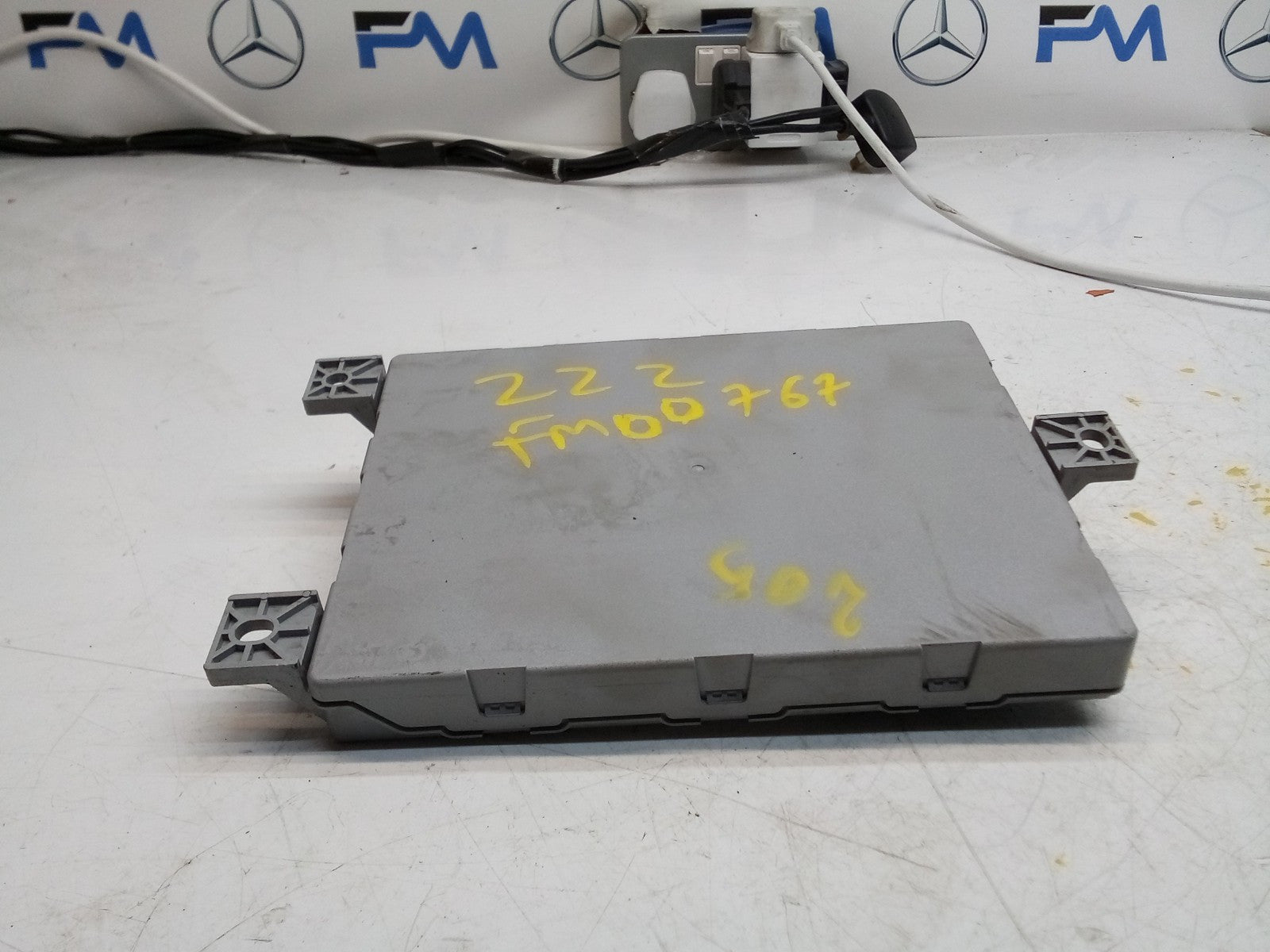 MERCEDES S-CLASS REAR SAM CONTROL MODULE W222 A2229009708 FM00767