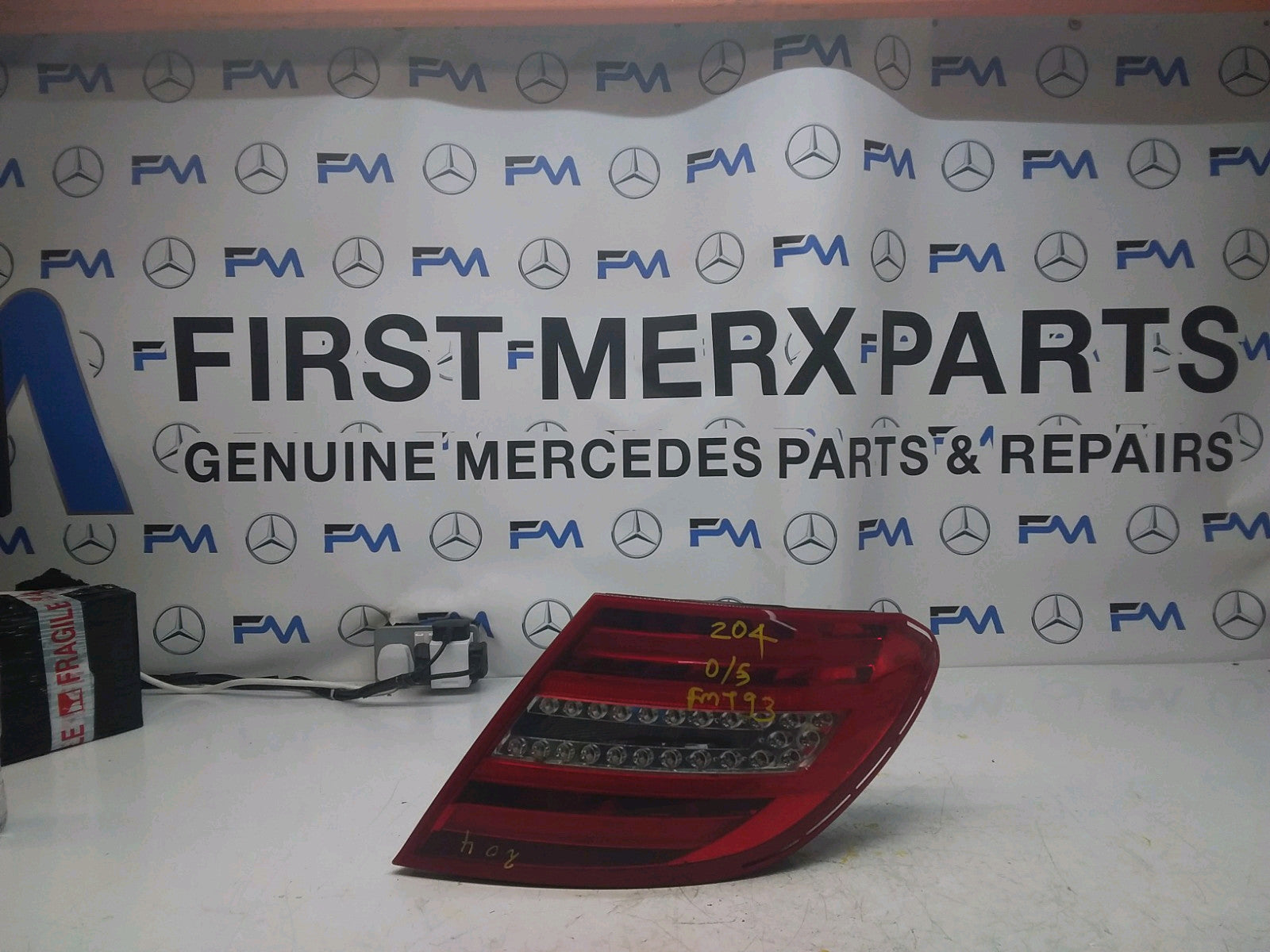 MERCEDES  C-CLASS W204 2011 REAR DRIVER O/S TAIL LIGHT A2048205864 FMT93
