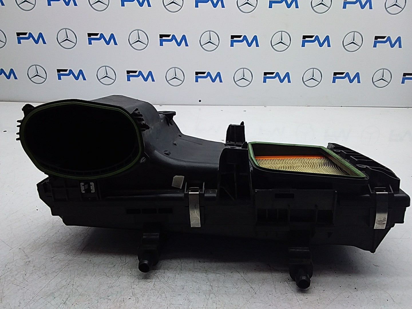 MERCEDES BENZ E-CLASS W213 AIR FILTER CLEANER BOX 2.0 P A6540900001 FMA44