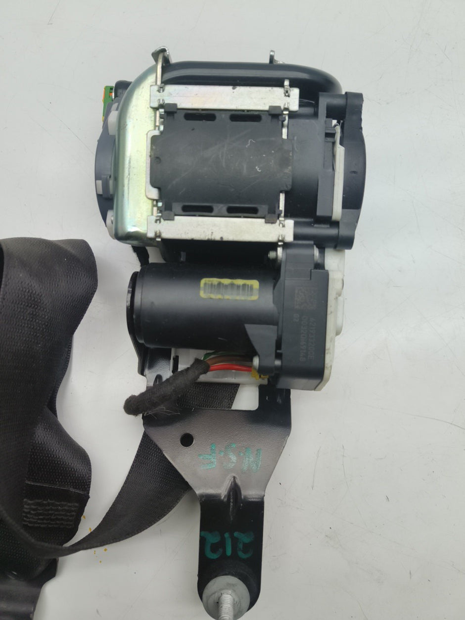 MERCEDES E CLASS W212  SEAT BELT FRONT LEFT PASSENGER SIDE A2128600786 FMS17 NSF