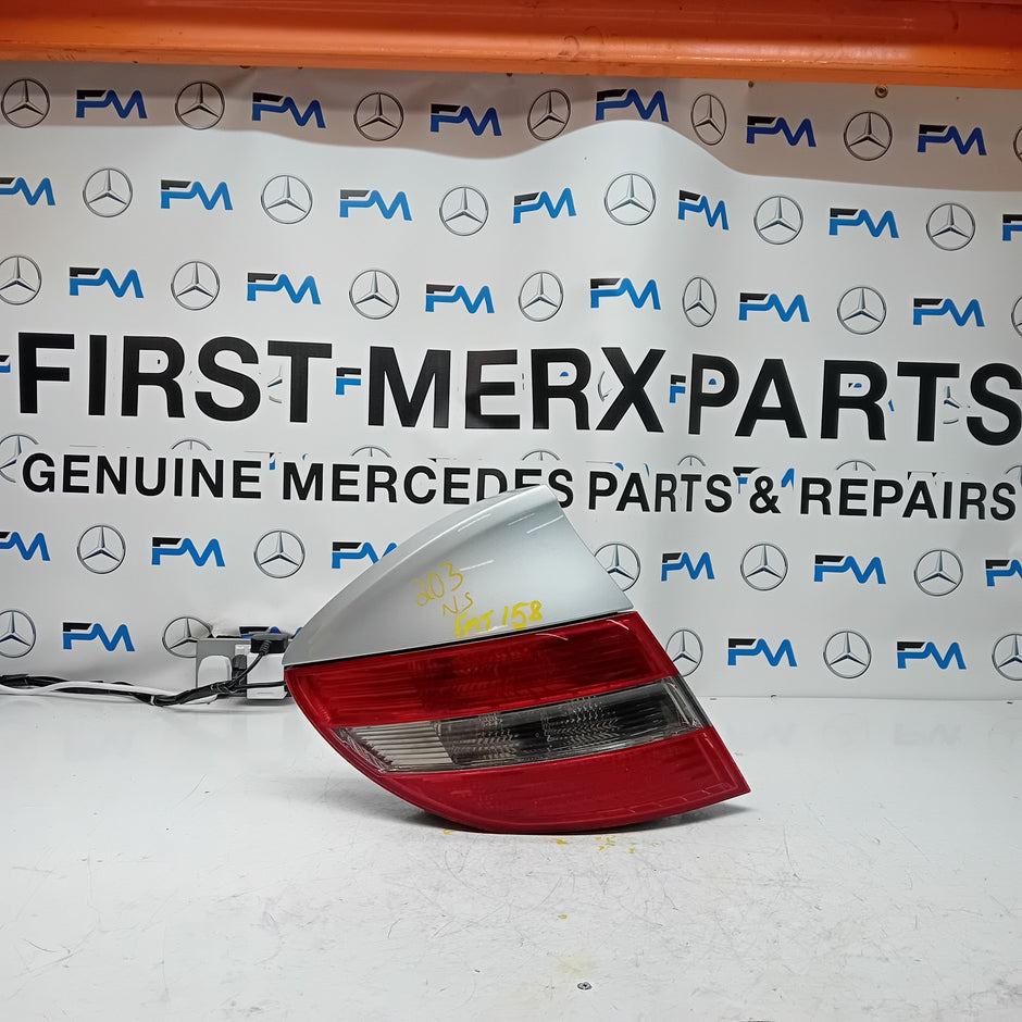 MERCEDES CLC W203 2010 PASSENGER SIDE NS REAR TAIL LIGHT A2038205164 FMT158