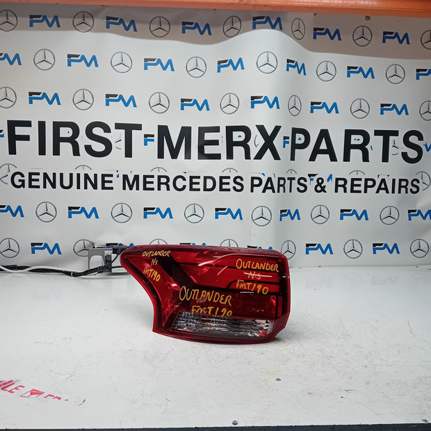 MITSUBISHI OUTLANDER PASSENGER SIDE NS REAR TAIL LIGHT FMT190 HALF LED