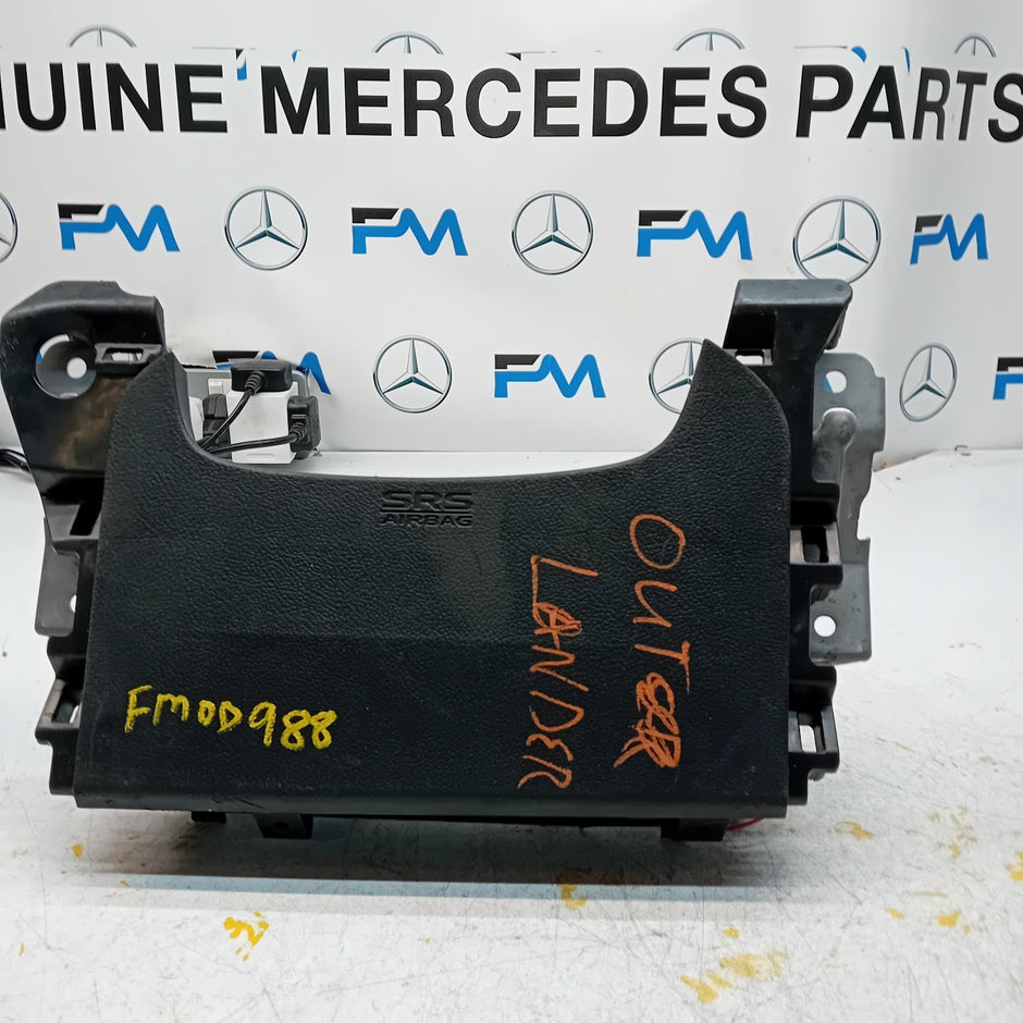 MITSUBISHI OUTLANDER MK3 KNEE AIR SRS BAG RIGHT DRIVER SIDE 7030A-31754 FM00988
