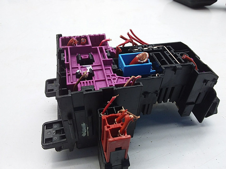 MERCEDES S CLASS FUSE RELAY BOX A2229062901 W222 2014 ONWARDS FMF26