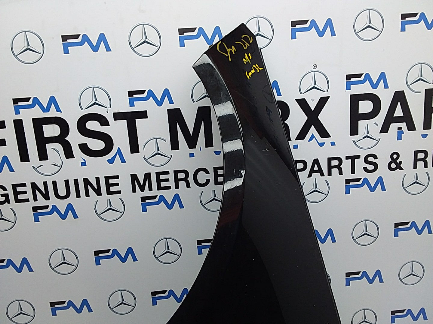 MERCEDES  E-CLASS W212 NS LEFT PASSENGER SIDE WINGS FMW32 