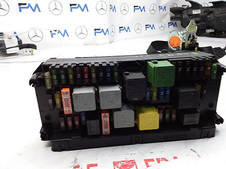 Mercedes E-CLASS W212 Fuse  Box RELAY A2129006924 FMF95