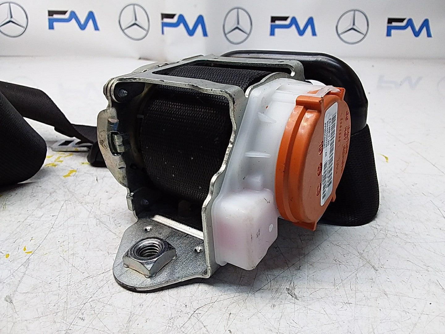 MERCEDES A CLASS  FRONT RIGHT SEAT BELT WITH PRETENSIONER A1778600800 FMS55 OSF