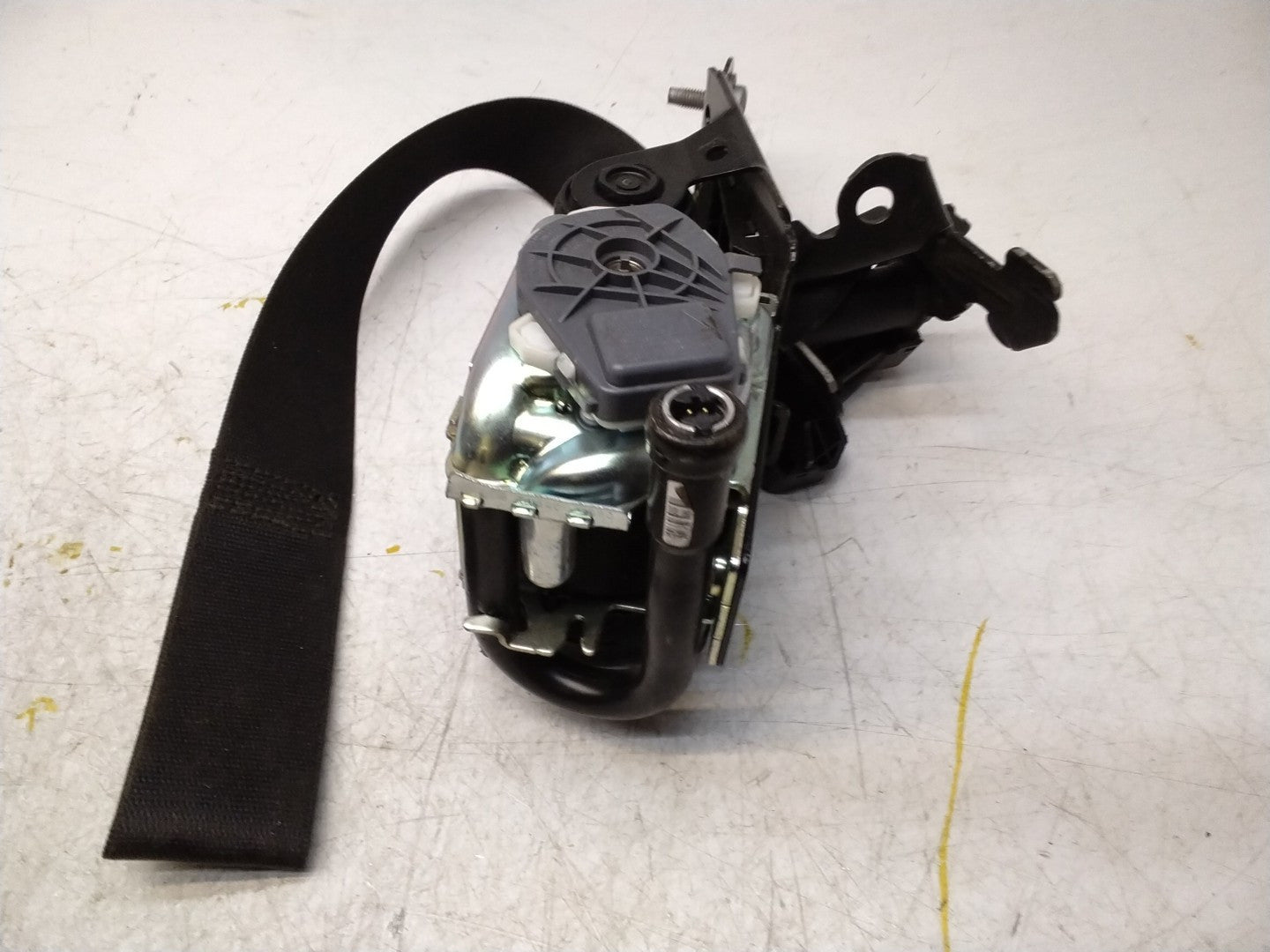 MERCEDES E CLASS SEAT BELT FRONT LEFT PASSENGER COUPE A2078605185 FMS443 NSF