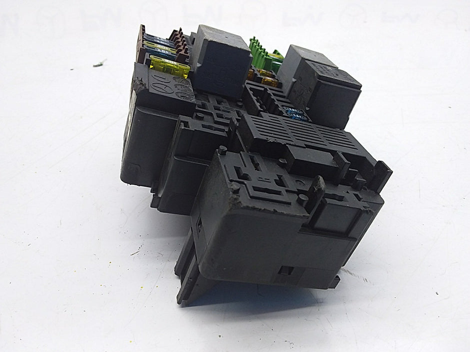 MERCEDES E CLASS FUSE RELAY BOX A2139062202 W213 2016 ONWARDS FMF50