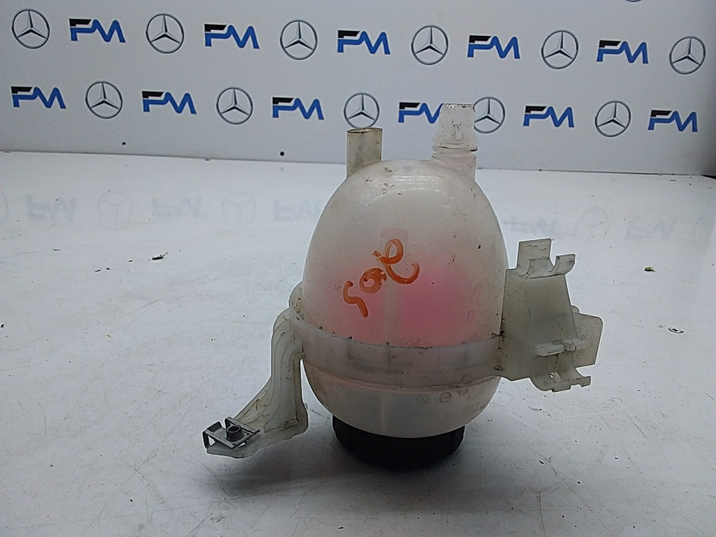 MERCEDES BENZ S-CLASS W222 COOLANT EXPANSION TANK 2014ONWARDS A2225000549 FMC110