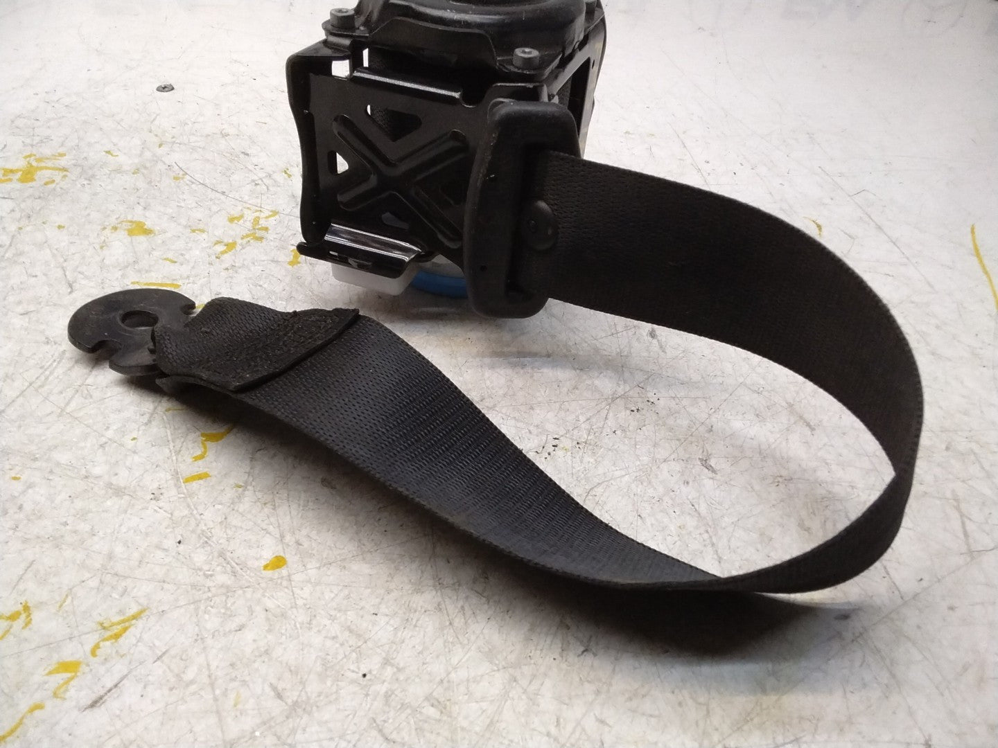 MERCEDES A CLASS W176 REAR L / R SIDE SEAT BELT A1768602385 FMS173 NSR OSR