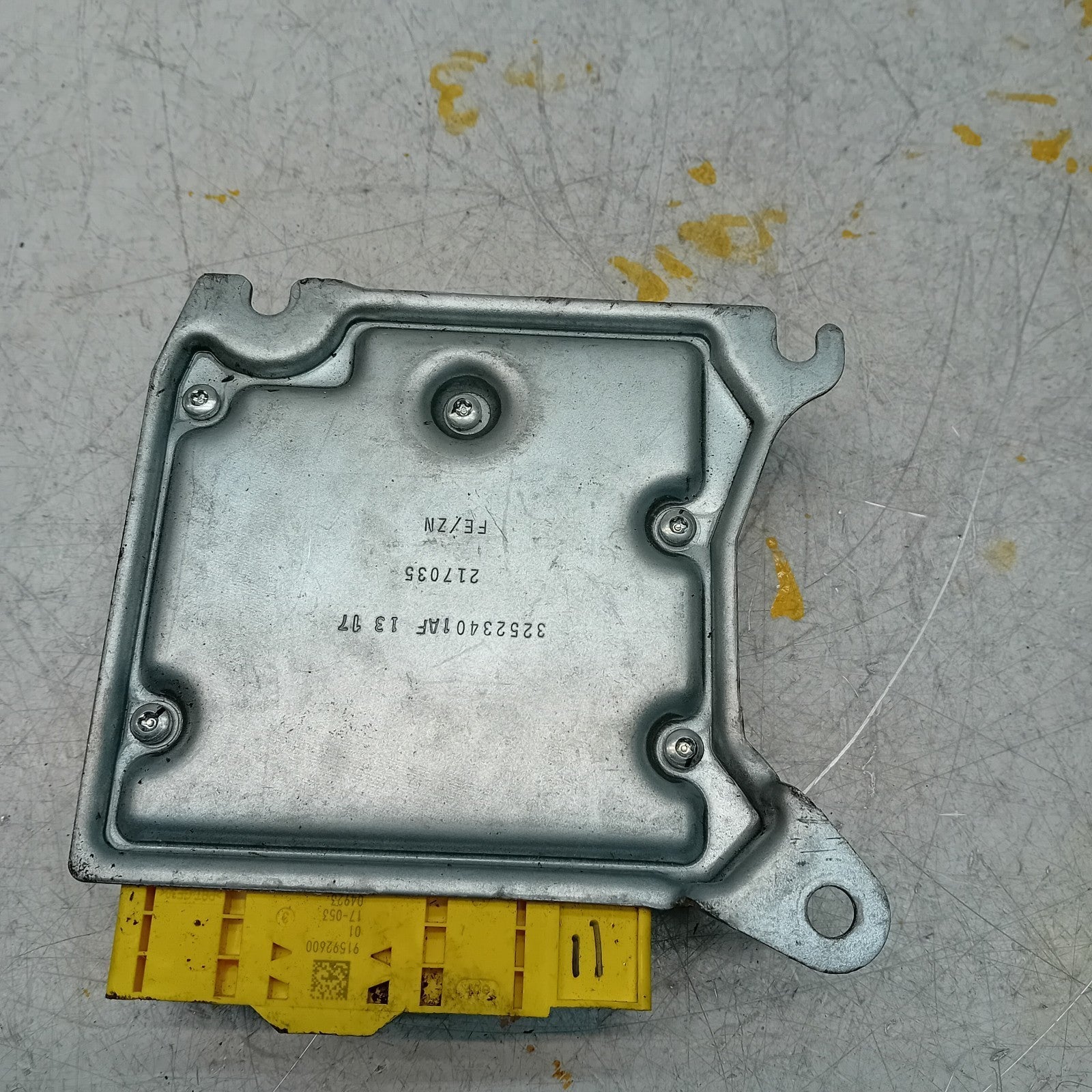MERCEDES C-CLASS AIRBAG CONTROL MODULE W205 A2059009527 FM001104