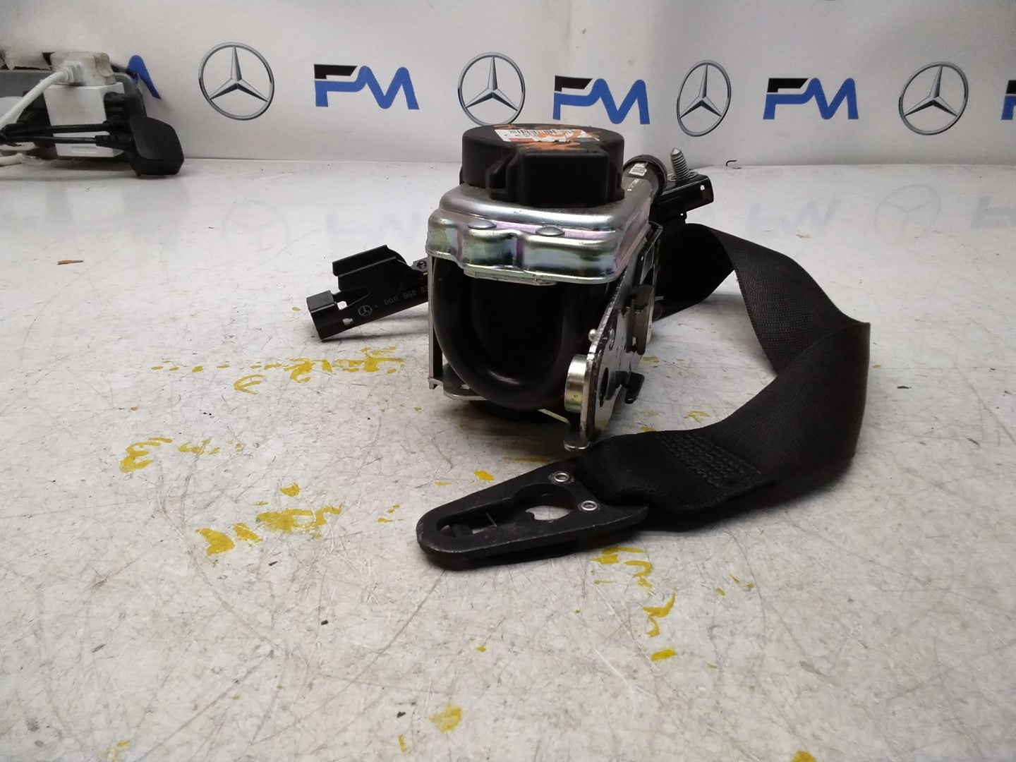 MERCEDES C-CLASS W205 SEAT BELT FRONT PASSENGER LEFT SIDE A2058600185 FMS324 NSF