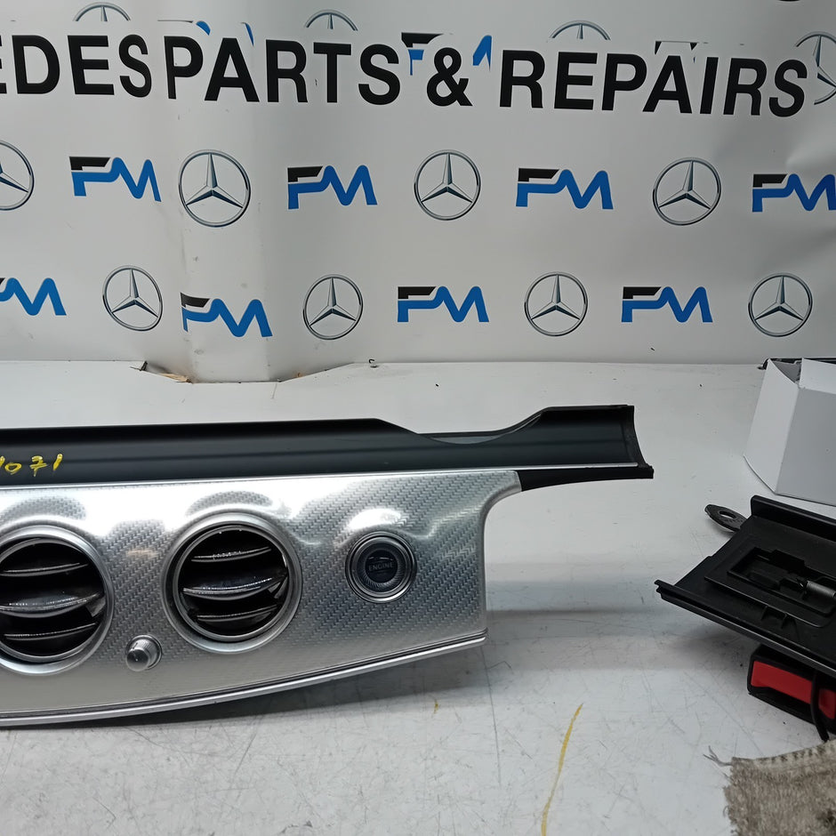 MERCEDES E CLASS W213  DASHBOARD TRIM PANEL + 4 AIR VENT  A2136809304 FM001071