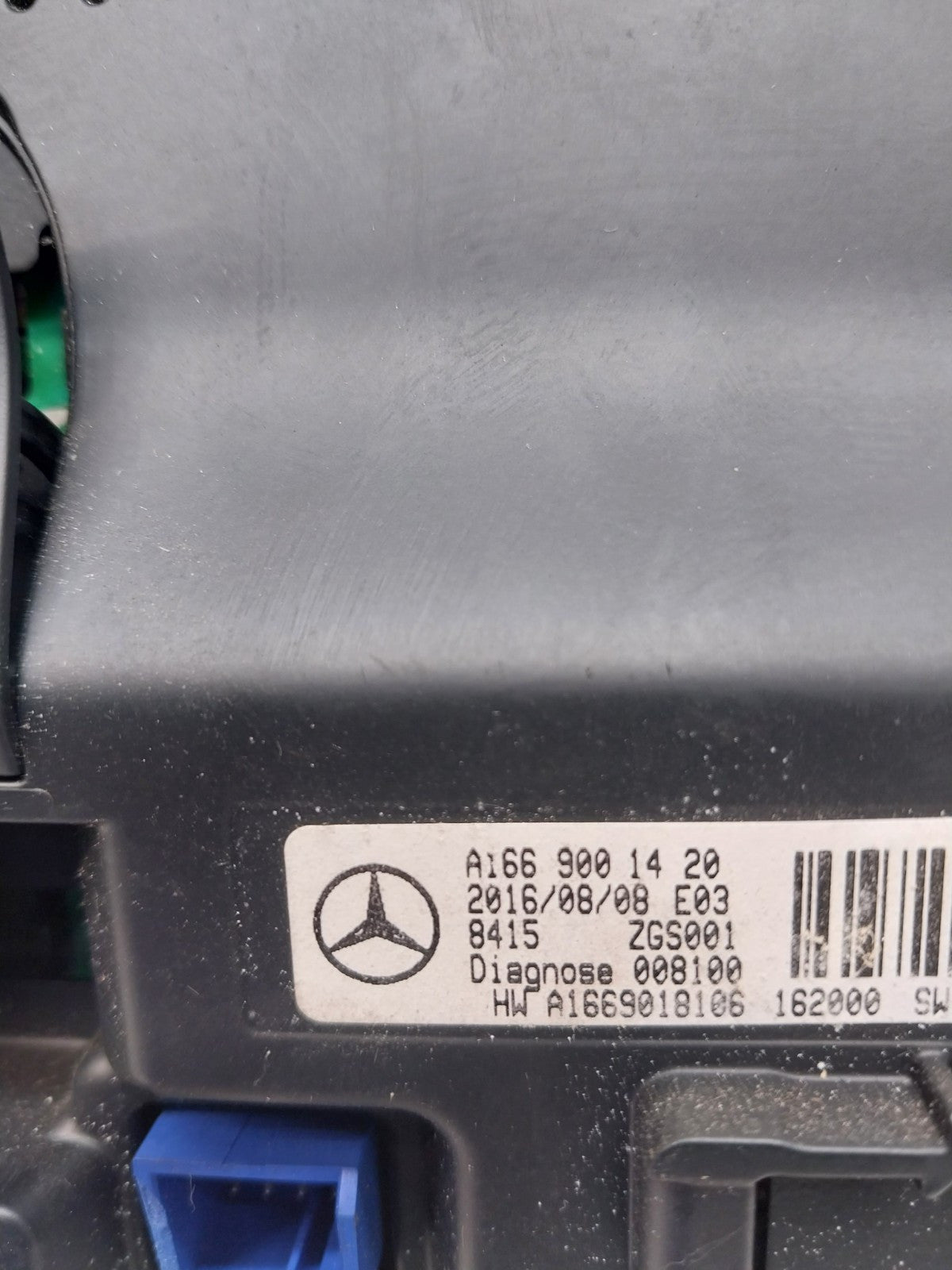 MERCEDES M-CLASS W166 DISPLAY SCREEN A1669001420 2016 FM00718