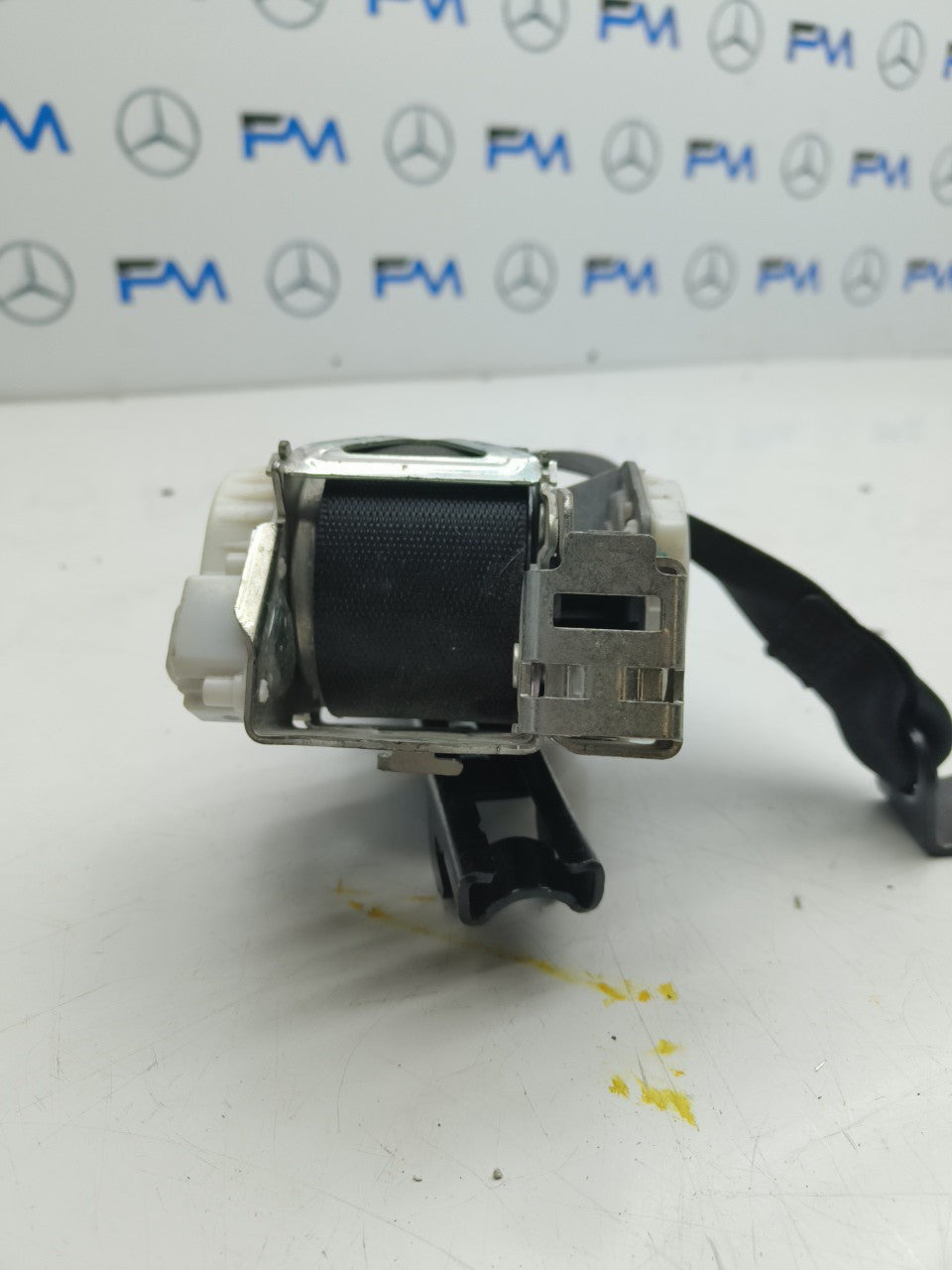 MERCEDES BENZ E-CLASS W212 DRIVER SIDE FRONT SEAT BELT A2128600286 OSF FMS34