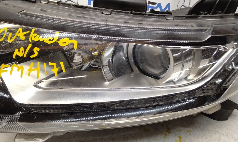 MITSUBISHI OUTLANDER MK3 2015 HEADLIGHT PASSENGER NS LEFT L0094I 160C FMH171
