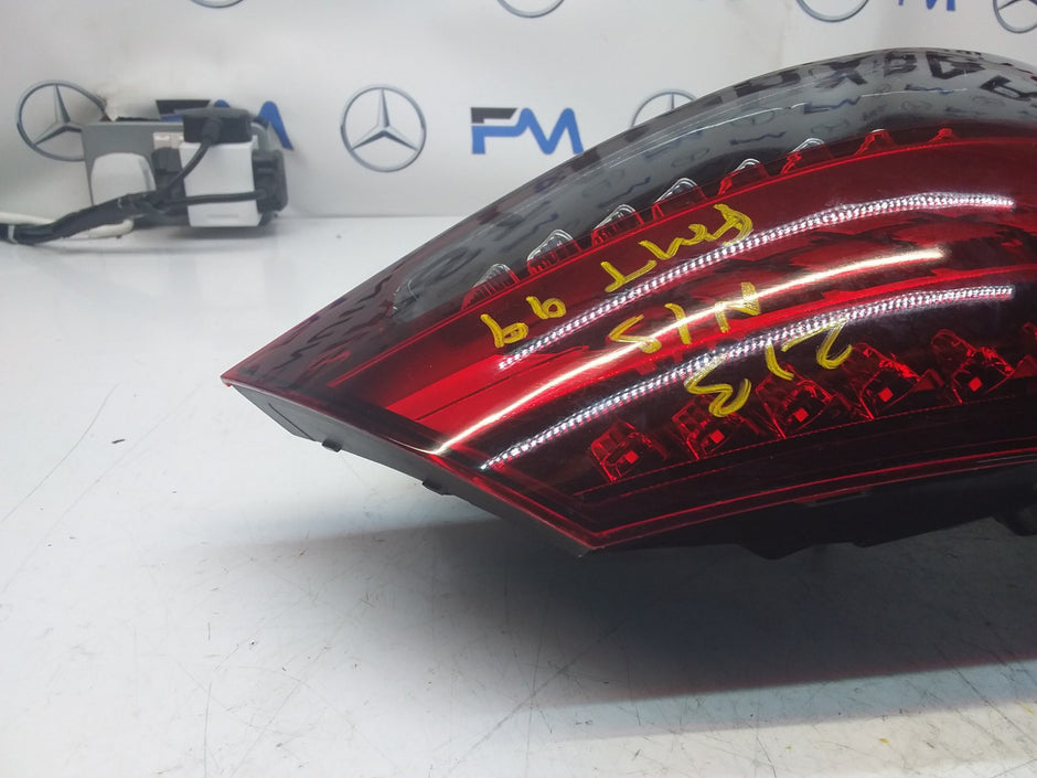 MERCEDES E-CLASS W213 PASSENGER SIDE NS REAR TAIL LIGHT A2139065709 2022 FMT99