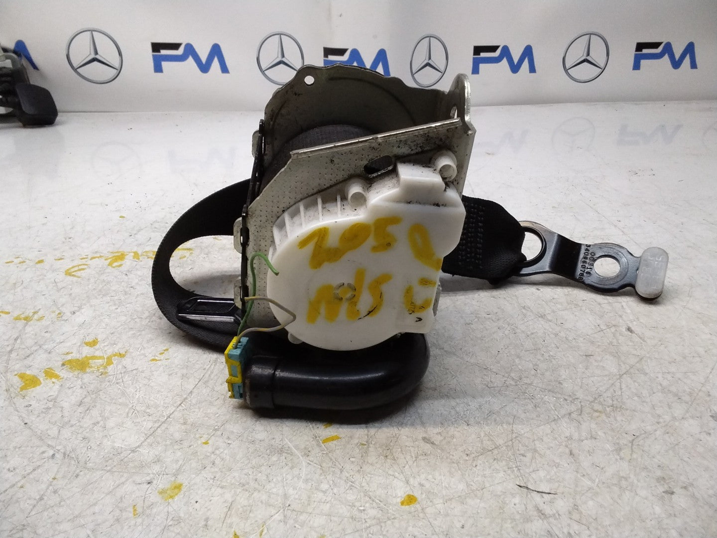 MERCEDES C CLASS W205 REAR PASSENGER SIDE SEAT BELT A2058600585 FMS319 NSR