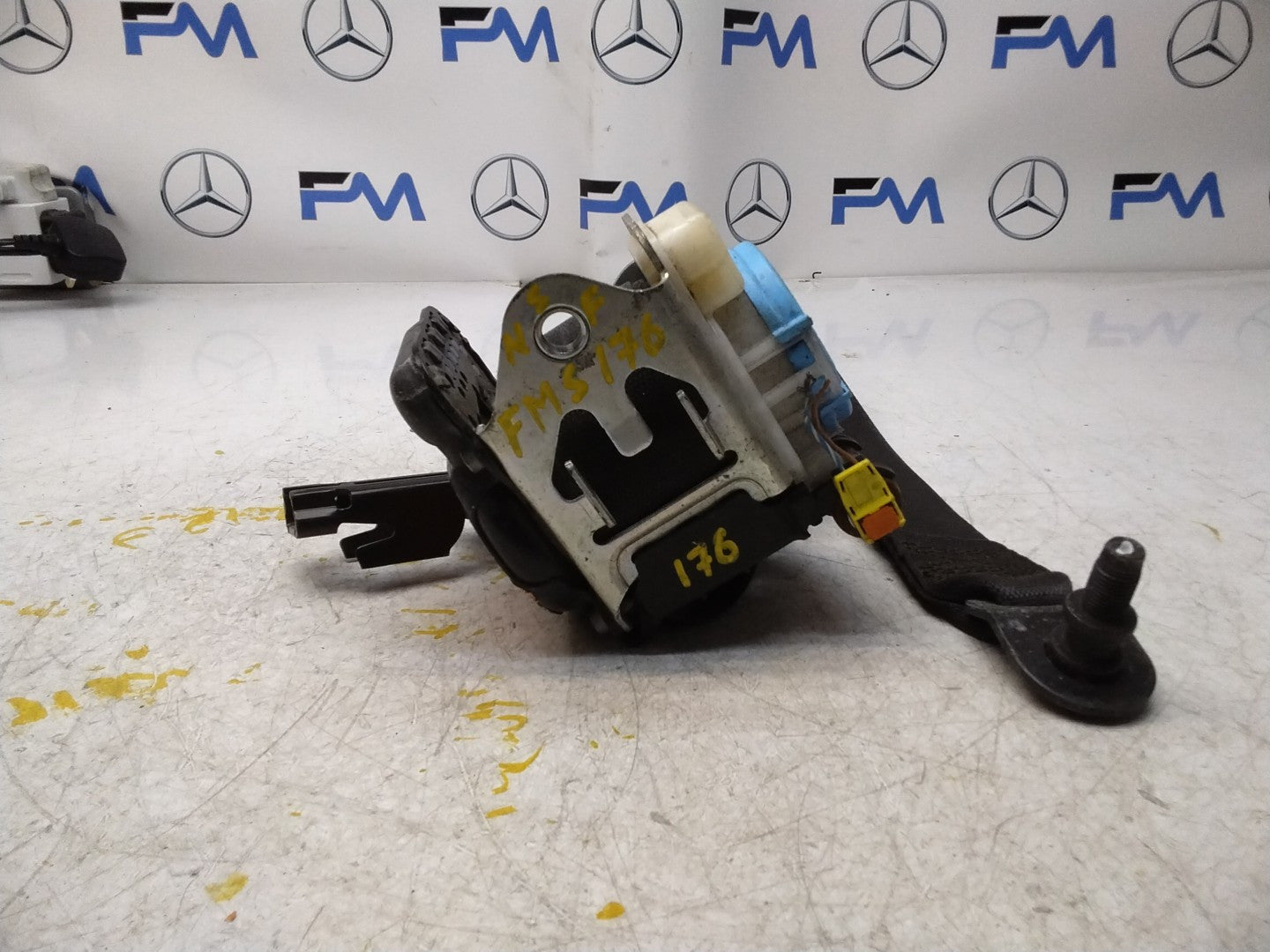 MERCEDES A CLASS W176 SEAT BELT FRONT LEFT SIDE A1768600185 FMS176 NSF