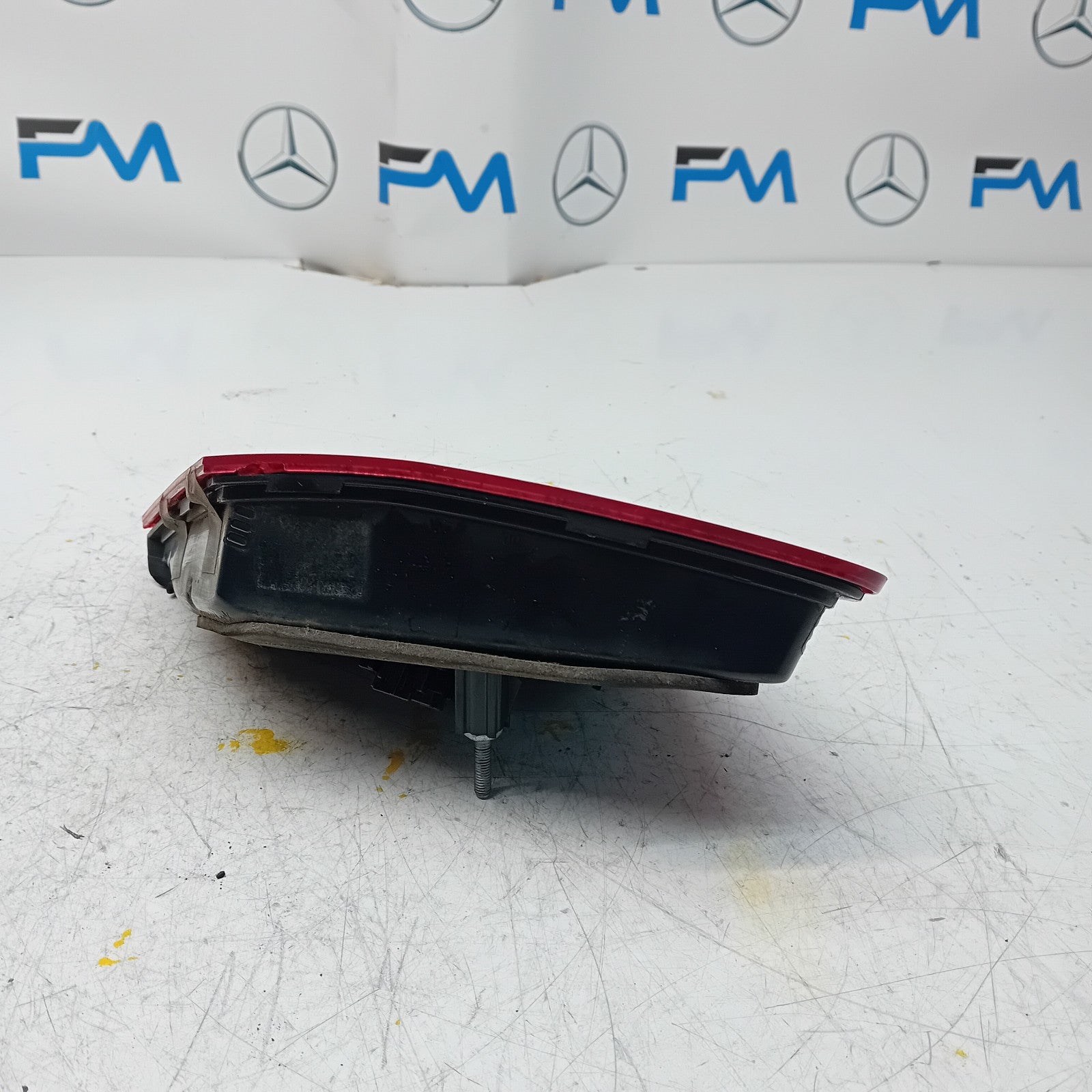 MERCEDES E-CLASS W212 DRIVER SIDE OS REAR TAIL LIGHT FMT127