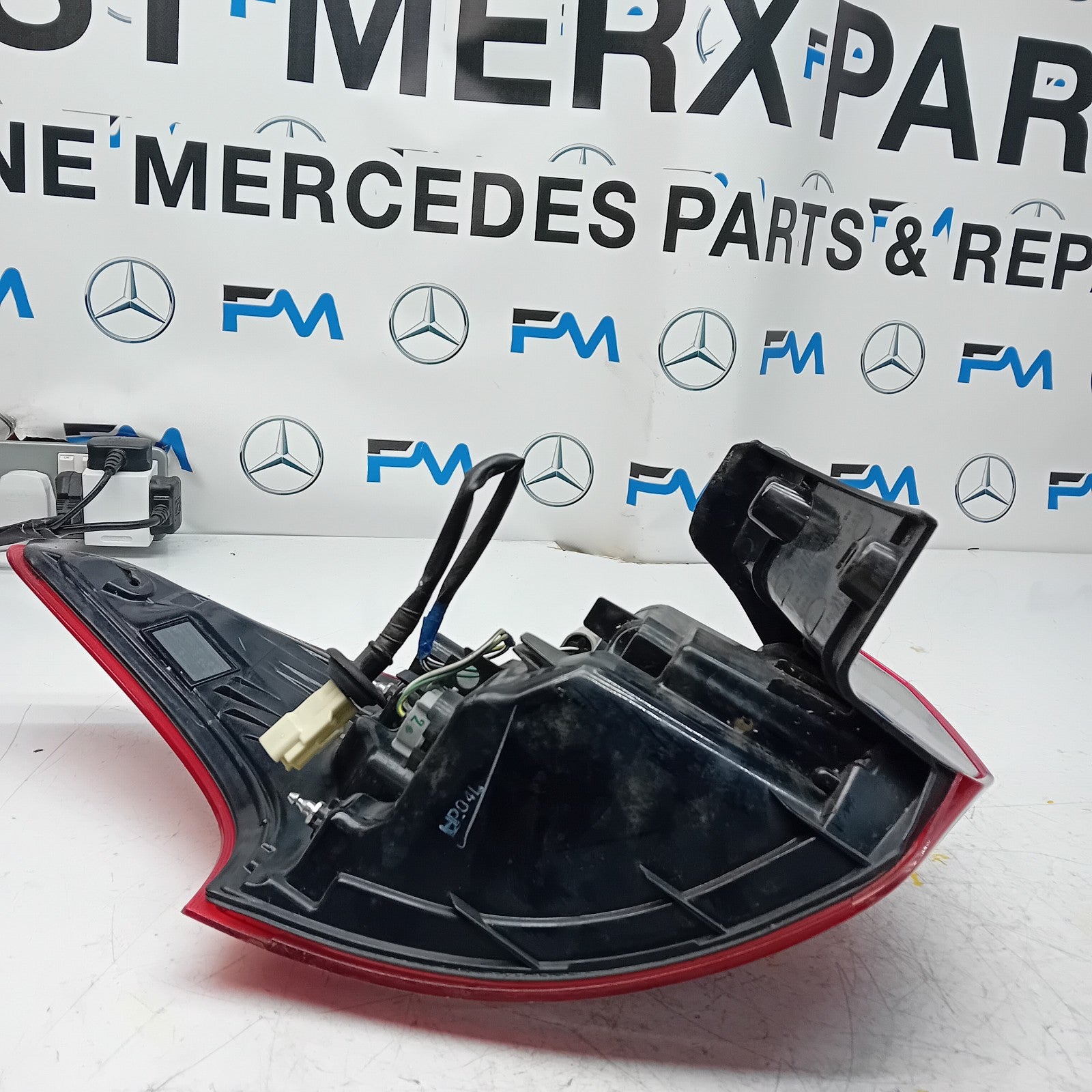MITSUBISHI OUTLANDER MK3 2015-19 DRIVER SIDE OS OUTER REAR TAIL LIGHT FMT146