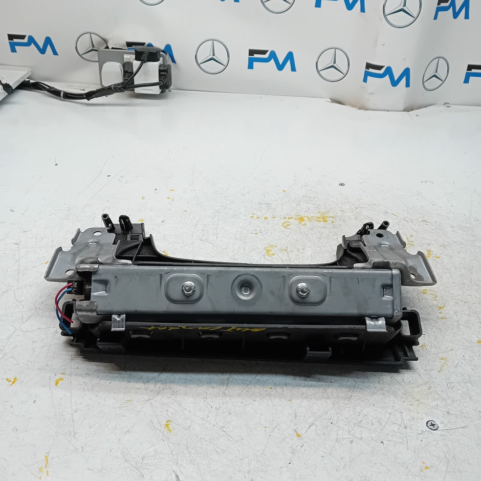 MITSUBISHI OUTLANDER MK3 KNEE AIR SRS BAG RIGHT DRIVER SIDE 7030A-31754 FM00987