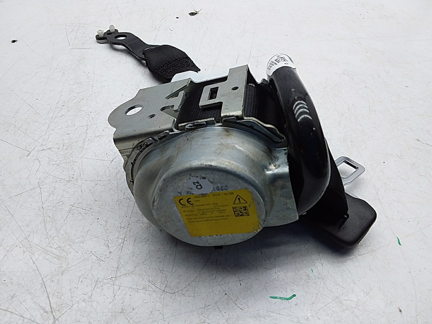 MERCEDES E-CLASS W238 SEAT BELT REAR LEFT PASSENGER SIDE A2388603700 FMS273 NSR