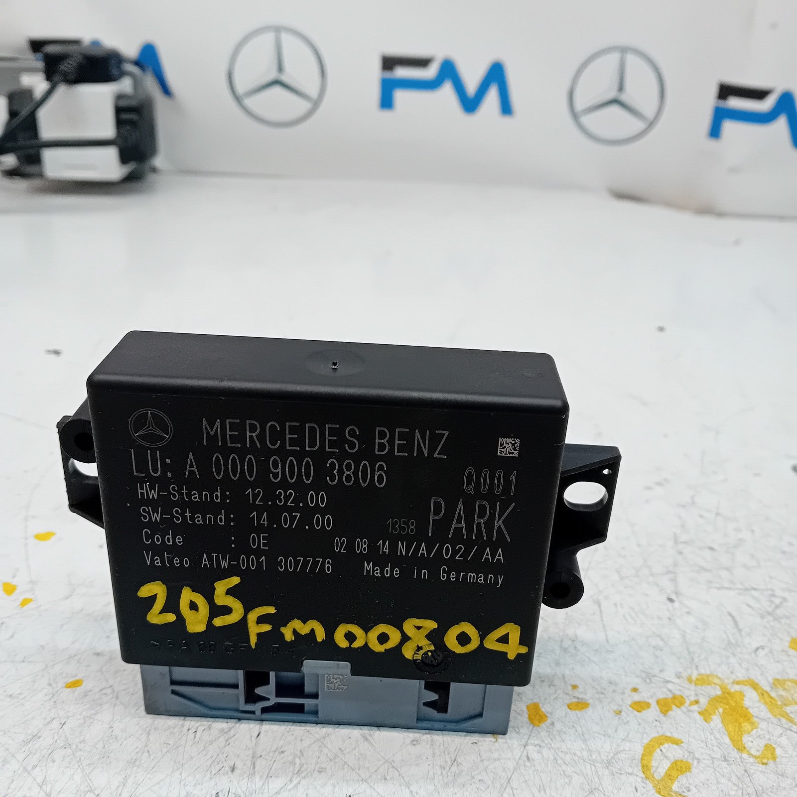 MERCEDES C-CLASS W205 PARKING DISTANCE SENSOR MODULE A0009003806 FM00804 2014